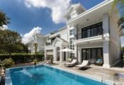 Selling or renting a detached villa in Chateau 4 Phu My Hung, District 7 with 5 floors with a swimming pool – 580m2