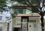 Cho thuê biệt thự Everrich Riverside Quận 7 thiết kế 7 phòng ngủ có hồ bơi muối khoáng, thang máy – 