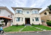 Cho thuê biệt thự Phú Gia Phú Mỹ Hưng xây trệt + lầu có 4 phòng ngủ sân vườn – 317.3m2