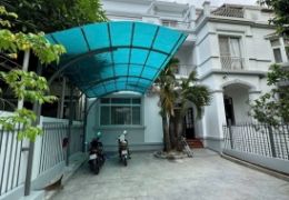 Selling or renting a villa adjacent to My Thai Phu My Hung, District 7 with a garden facing Southeast – 183m2