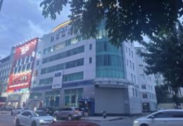 Cho thuê tòa nhà số 27 Nguyễn Khắc Viện Phú Mỹ Hưng, Quận 7 tầng 3 và tầng 6, trống suốt – 325m2