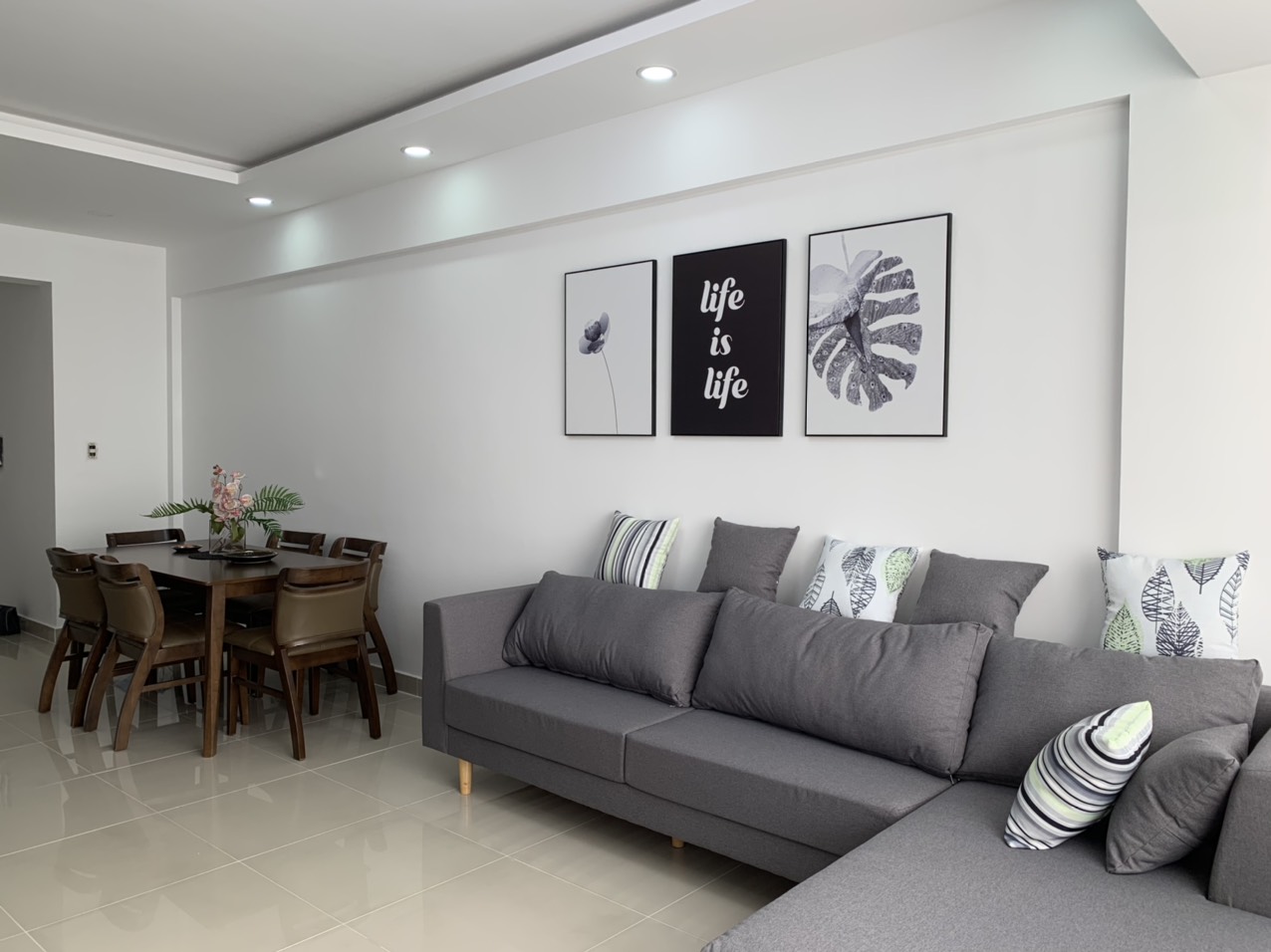 MY KHANG APARTMENT FOR RENT IN PHU MY HUNG- TAN PHU WARD- DISTRICT 7 7