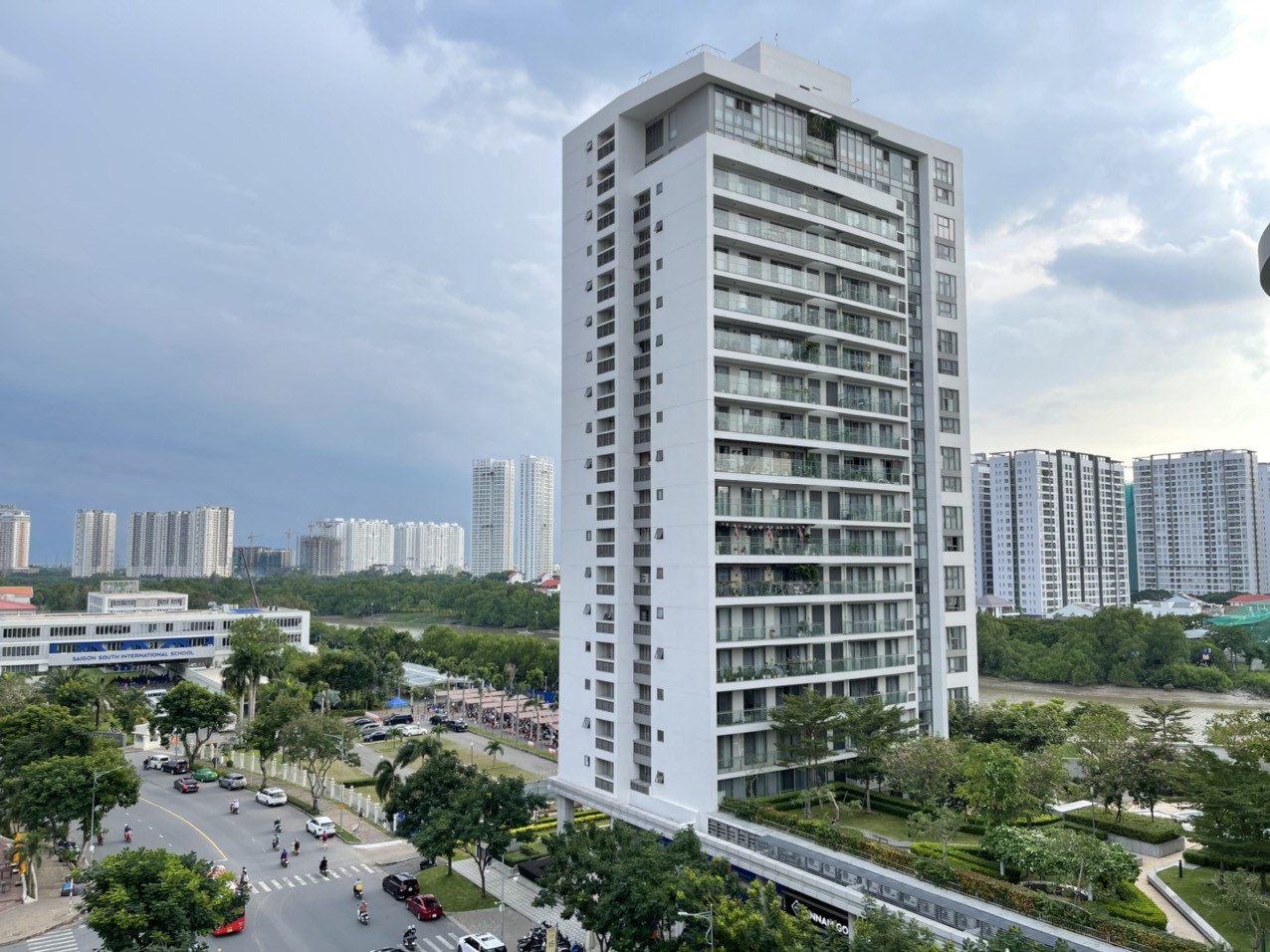 My Duc Apartment for sale in Phu My Hung. Nice house. Luxury interior. 11