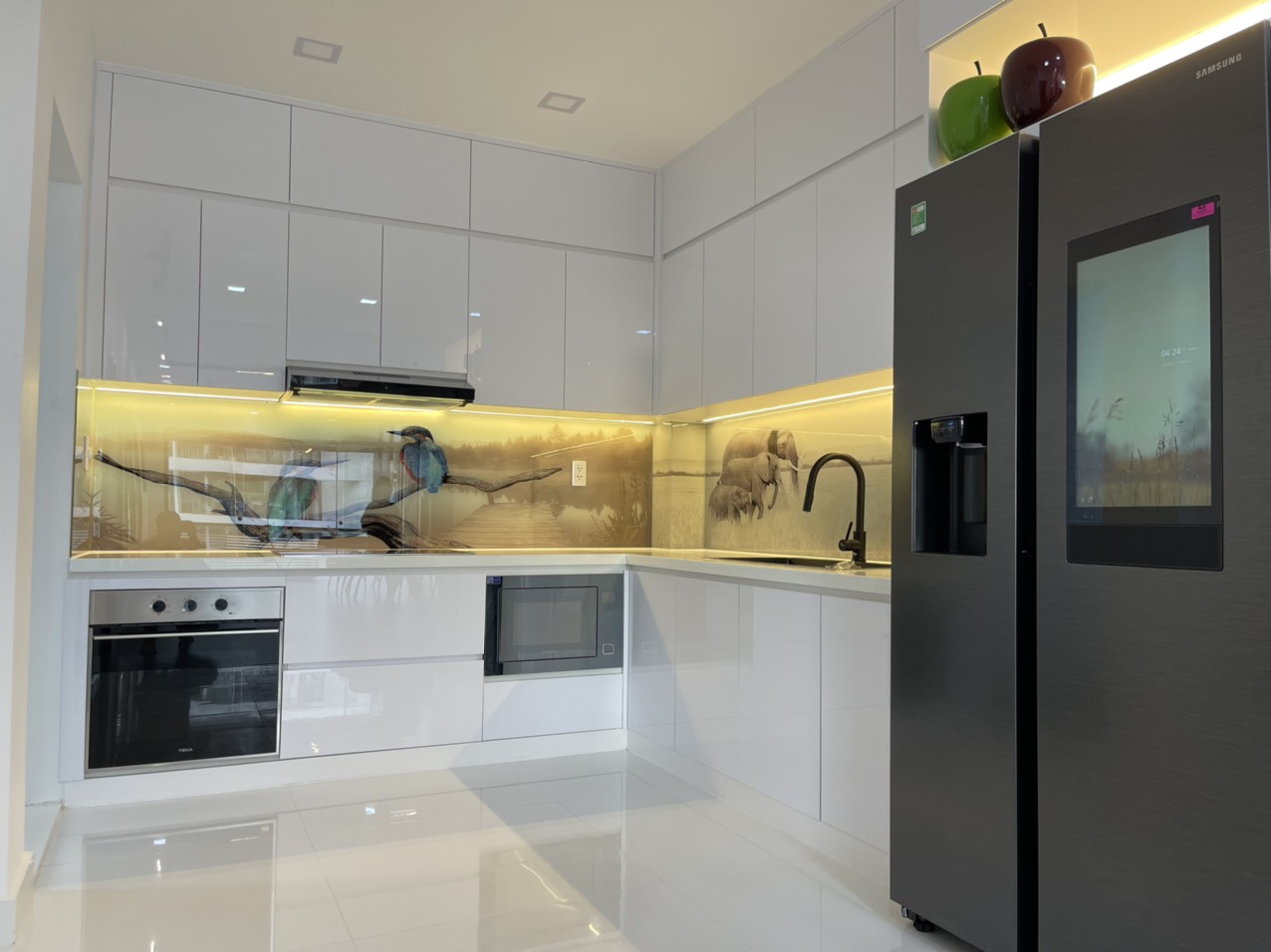 My Duc Apartment for sale in Phu My Hung. Nice house. Luxury interior. 4