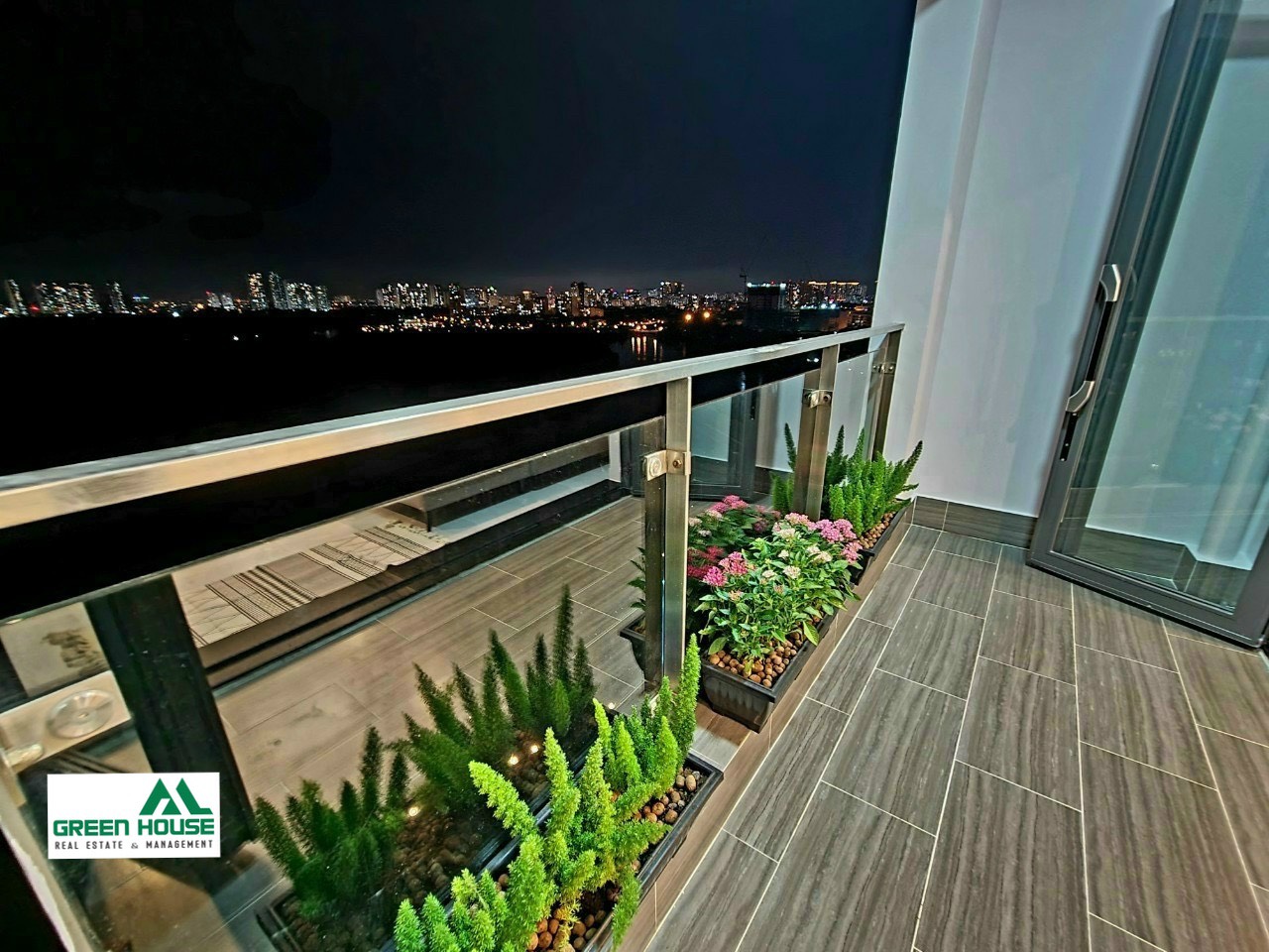 Riverside Residence Apartment In District 7