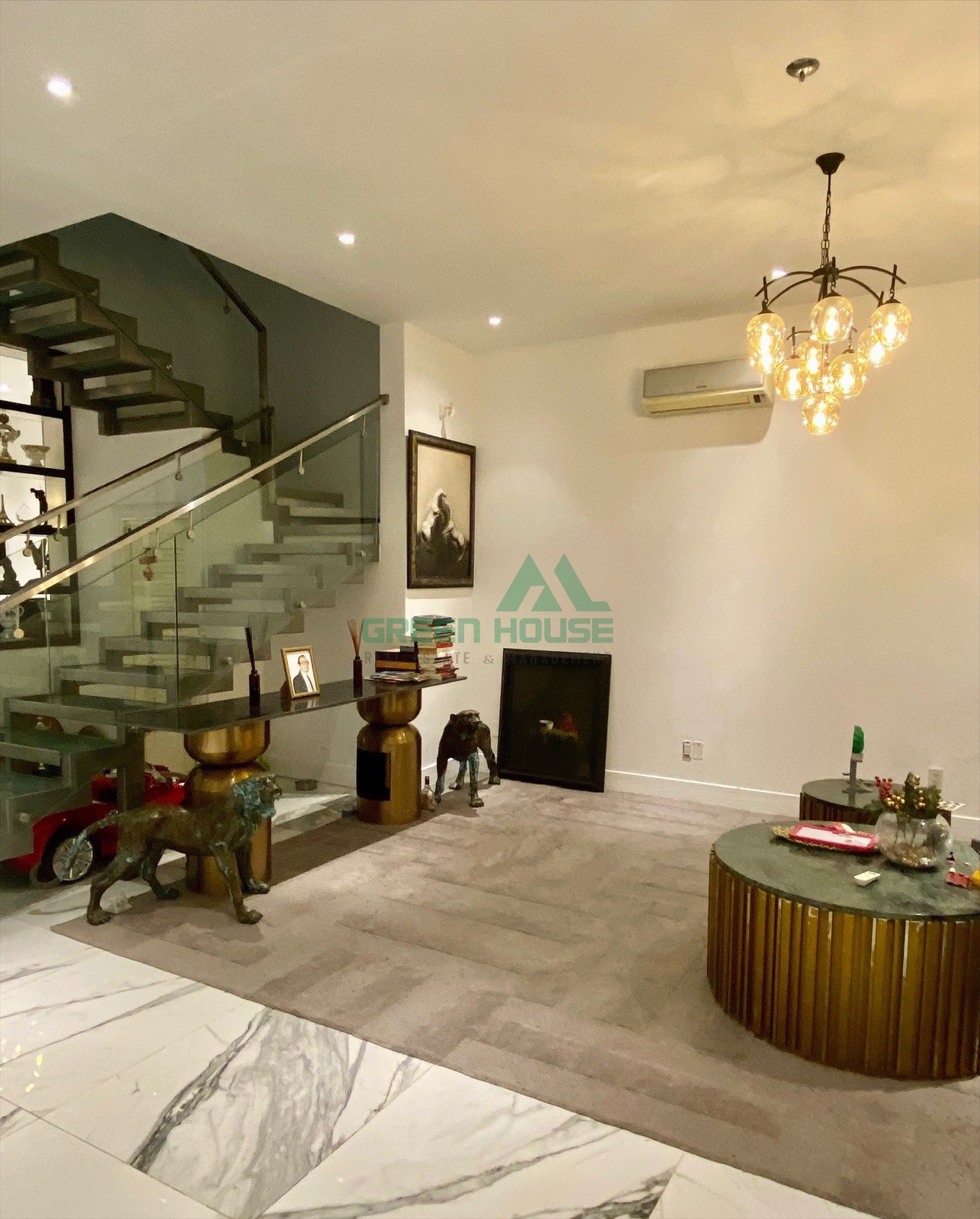 My Thai Villa for Sale Phu My Hung - A Good Location - The Sale Price 33 billion VND 6