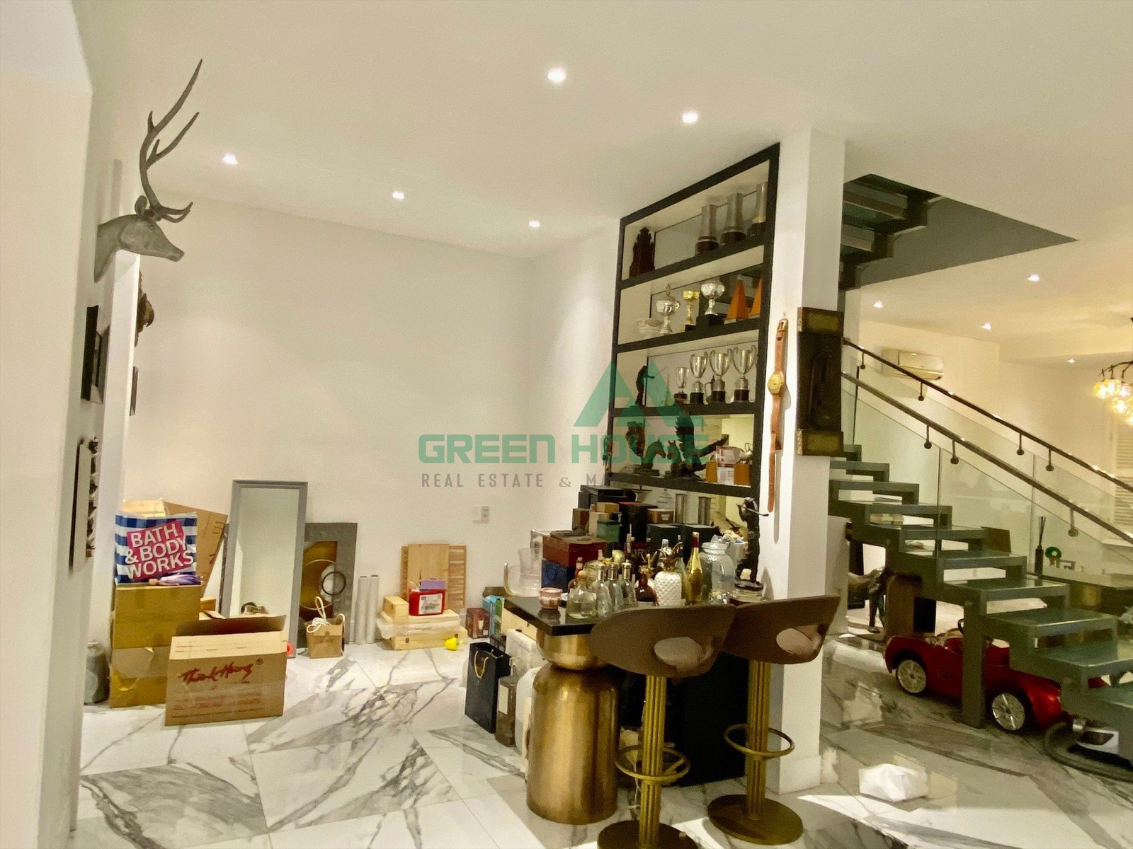 My Thai Villa for Sale Phu My Hung - A Good Location - The Sale Price 33 billion VND 5