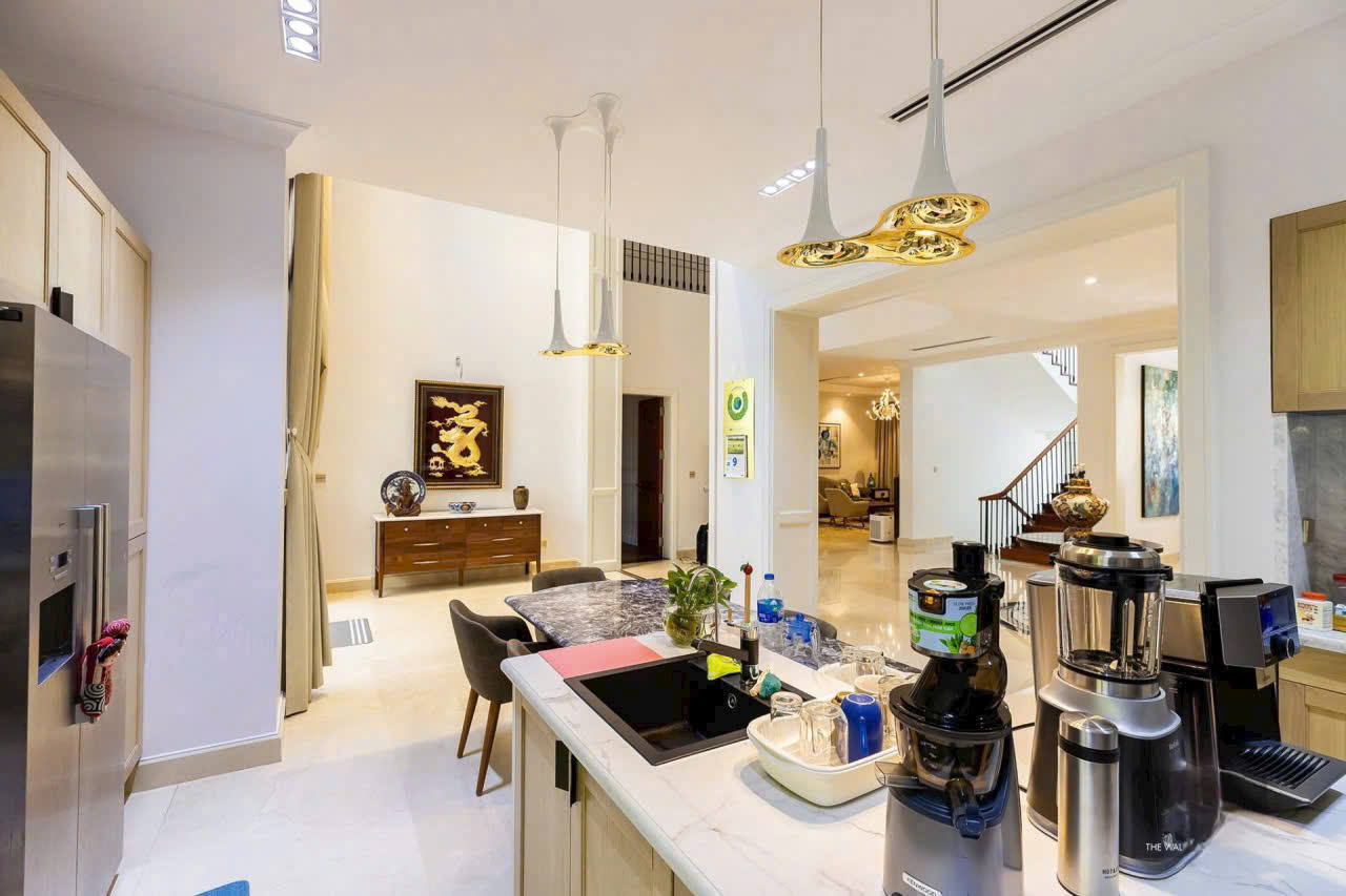 Selling or renting a detached villa in Chateau 4 Phu My Hung, District 7 with 5 floors with a swimming pool – 580m2 8