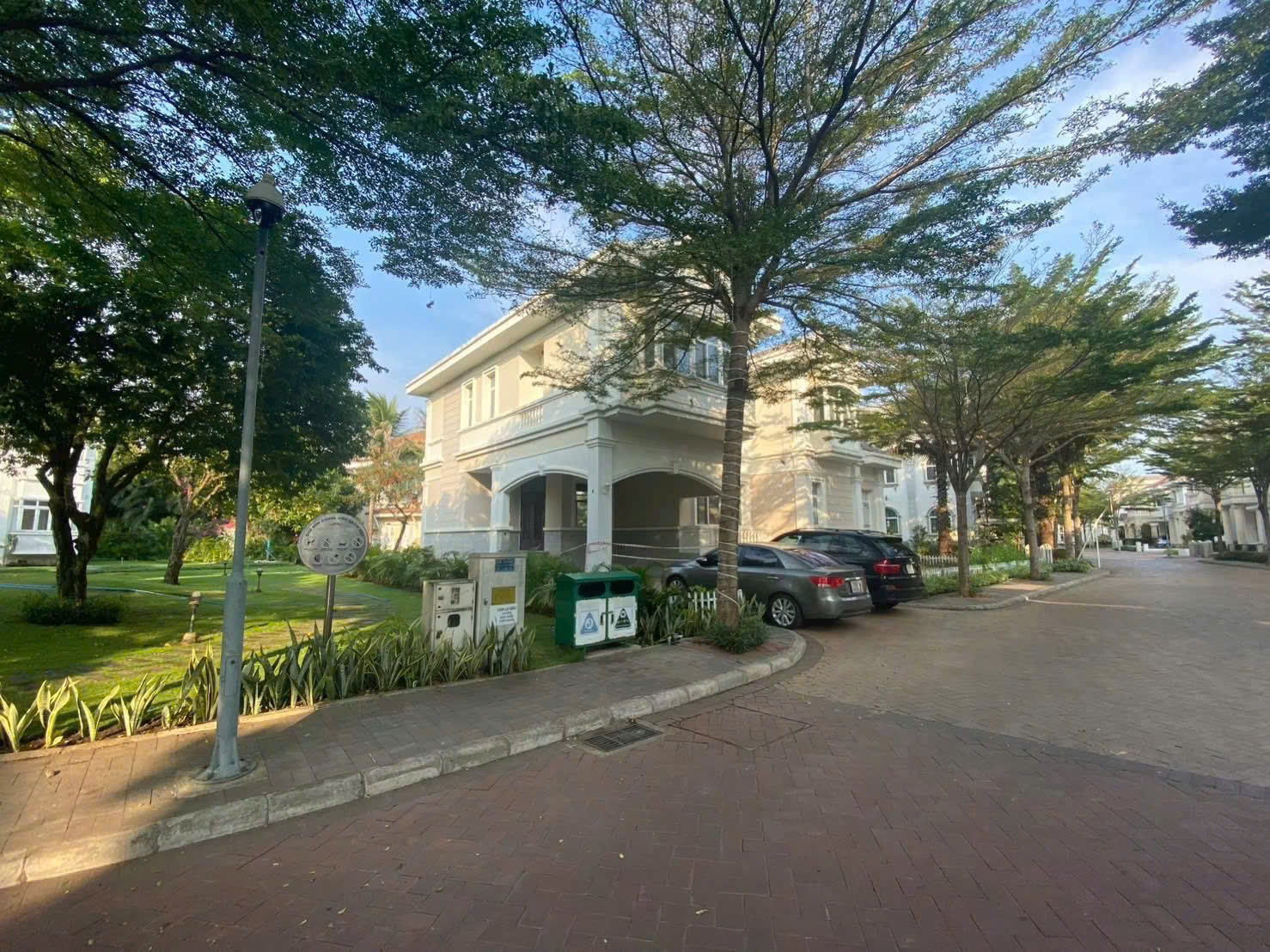 Bán biệt thự đơn lập Chateau Phú Mỹ Hưng căn góc xây 4 tầng nhà thô tự decor theo sở thích – 567.2m2 9