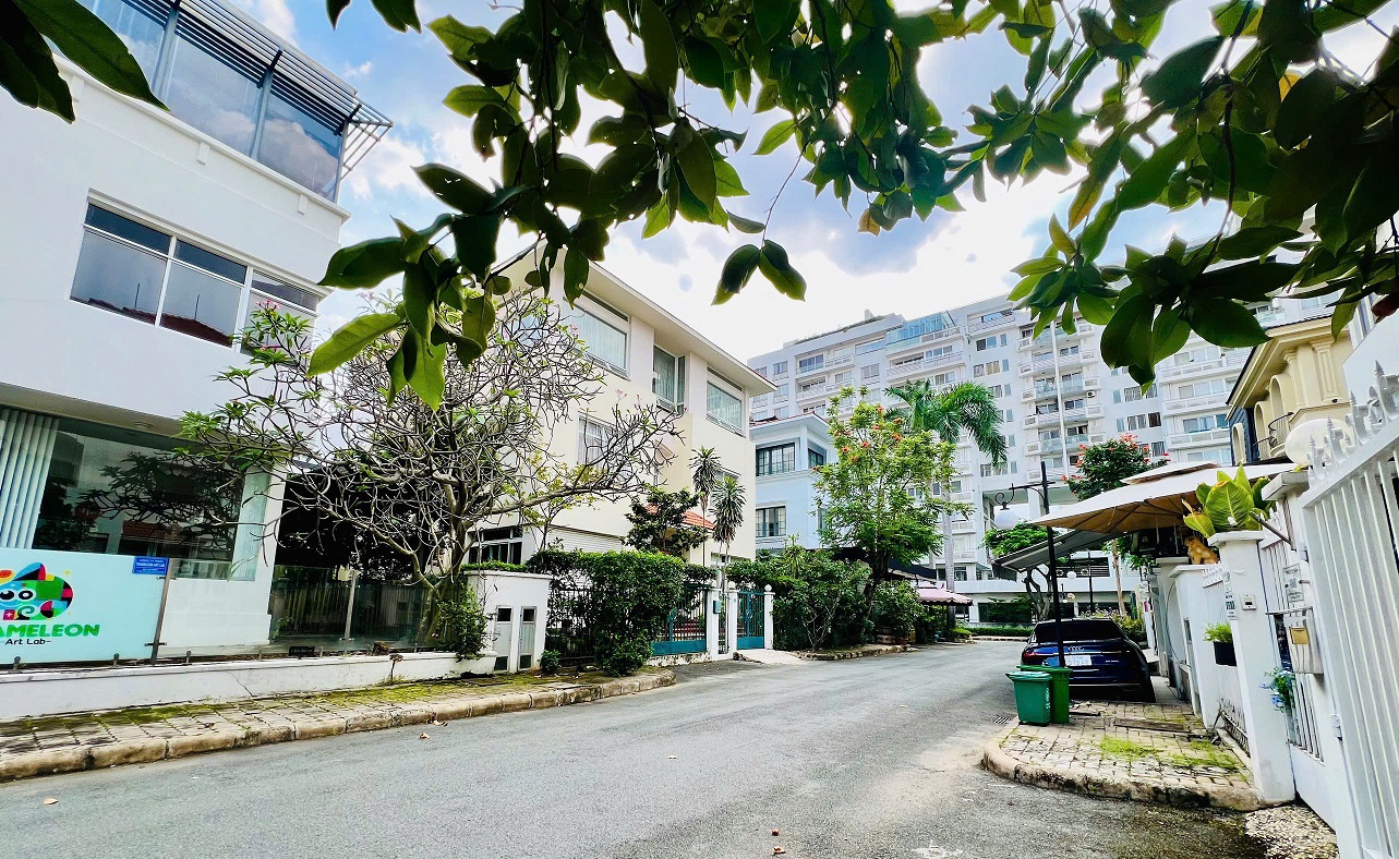 Cho thuê biệt thự đơn lập Mỹ Kim 2 Phú Mỹ Hưng, Quận 7 xây trệt + 2 lầu phòng rộng không nội thất –  5