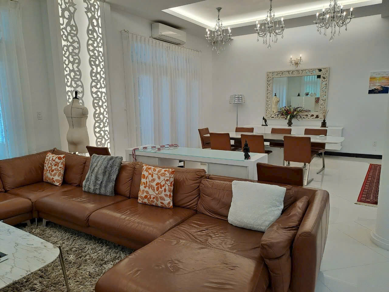 Cho thuê biệt thự đơn lập Mỹ Phú 1A Phú Mỹ Hưng, Quận 7 có 2 tầng 4 phòng ngủ view Đông Nam– 332.5m2 3