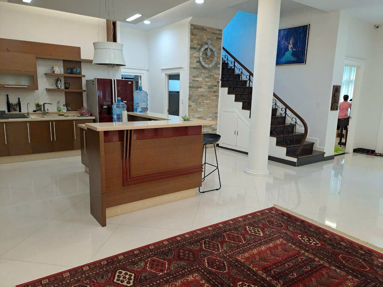 Cho thuê biệt thự đơn lập Mỹ Phú 1A Phú Mỹ Hưng, Quận 7 có 2 tầng 4 phòng ngủ view Đông Nam– 332.5m2