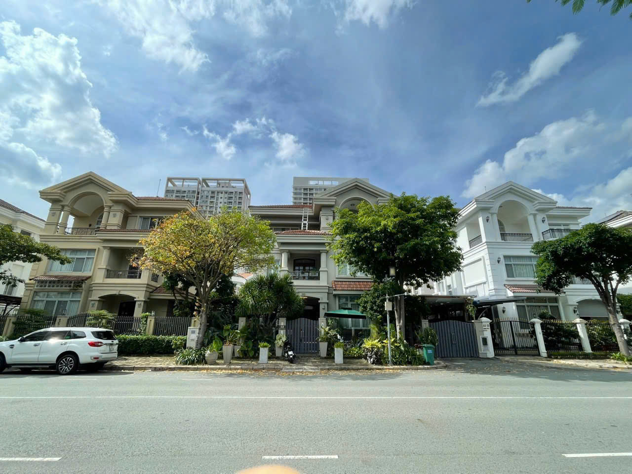 Villa for rent in Nam Vien Phu My Hung, District 7 built 3 floors with 5 rooms design – 273.6m2 8