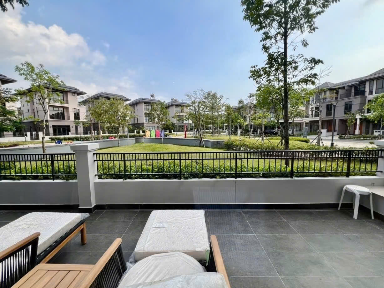 Cho thuê biệt thự GS Metrocity, Nhà Bè xây 3 tầng thiết kế 4 phòng ngủ khu compound – 250m2 10