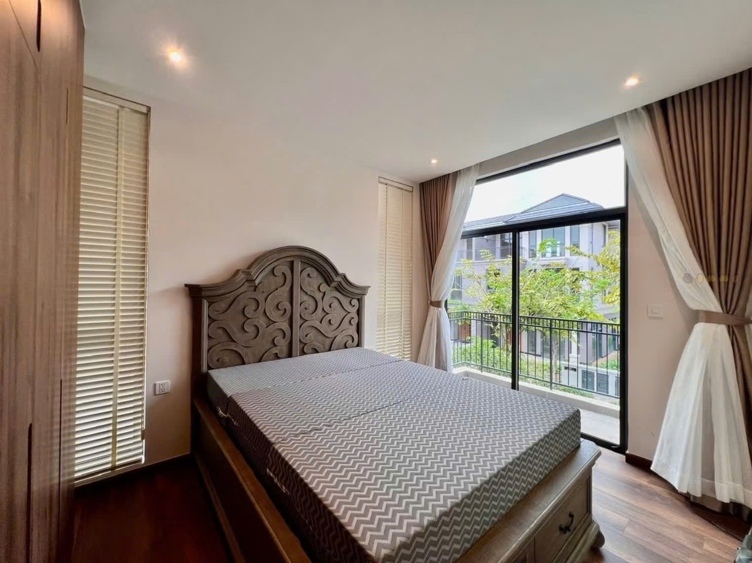 Cho thuê biệt thự GS Metrocity, Nhà Bè xây 3 tầng thiết kế 4 phòng ngủ khu compound – 250m2 7