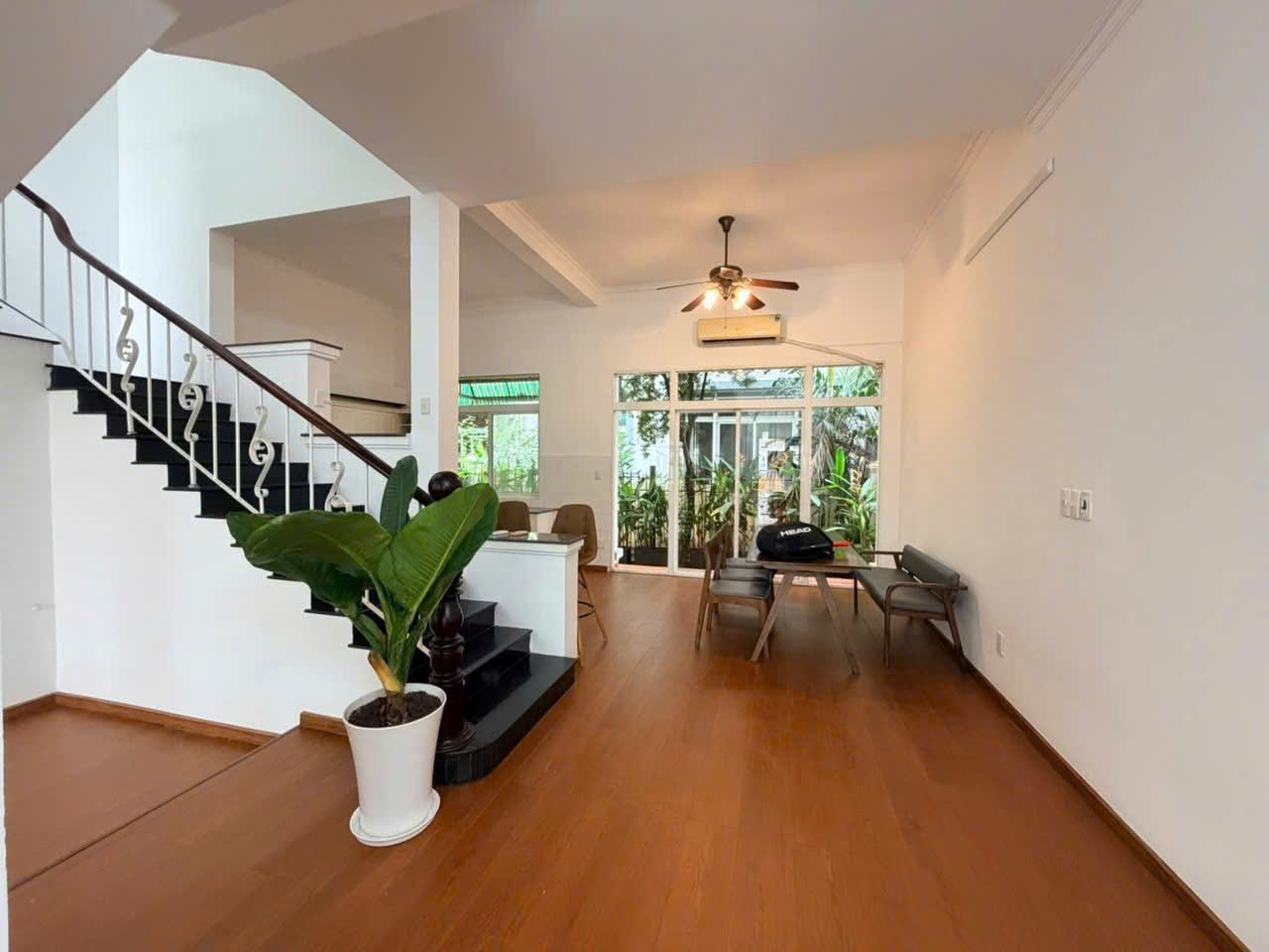 Hung Thai Phu My Hung villa for sale, District 7 with ground floor + 2 floors designed with 4 bedrooms, facing North – 126m2 2