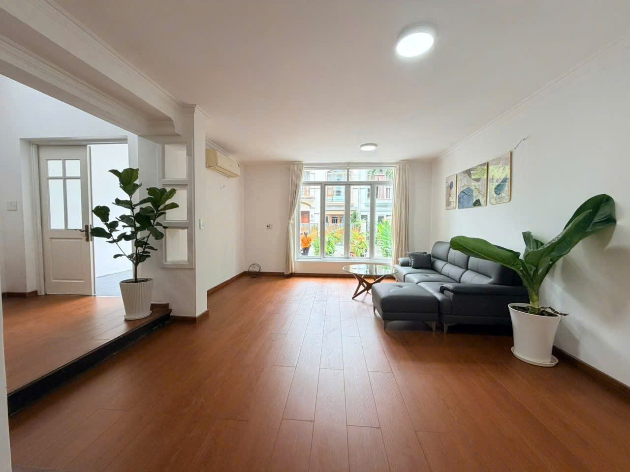 Hung Thai Phu My Hung villa for sale, District 7 with ground floor + 2 floors designed with 4 bedrooms, facing North – 126m2 1