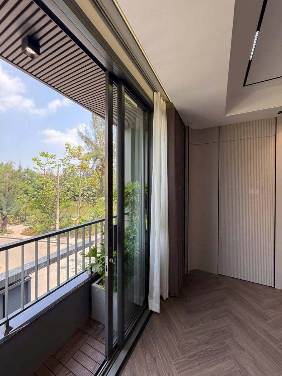 Bán biệt thự KDC Tân Quy Đông, Quận 7 thiết kế 4 phòng ngủ, kế sông mát mẻ quanh năm – 240m2 11