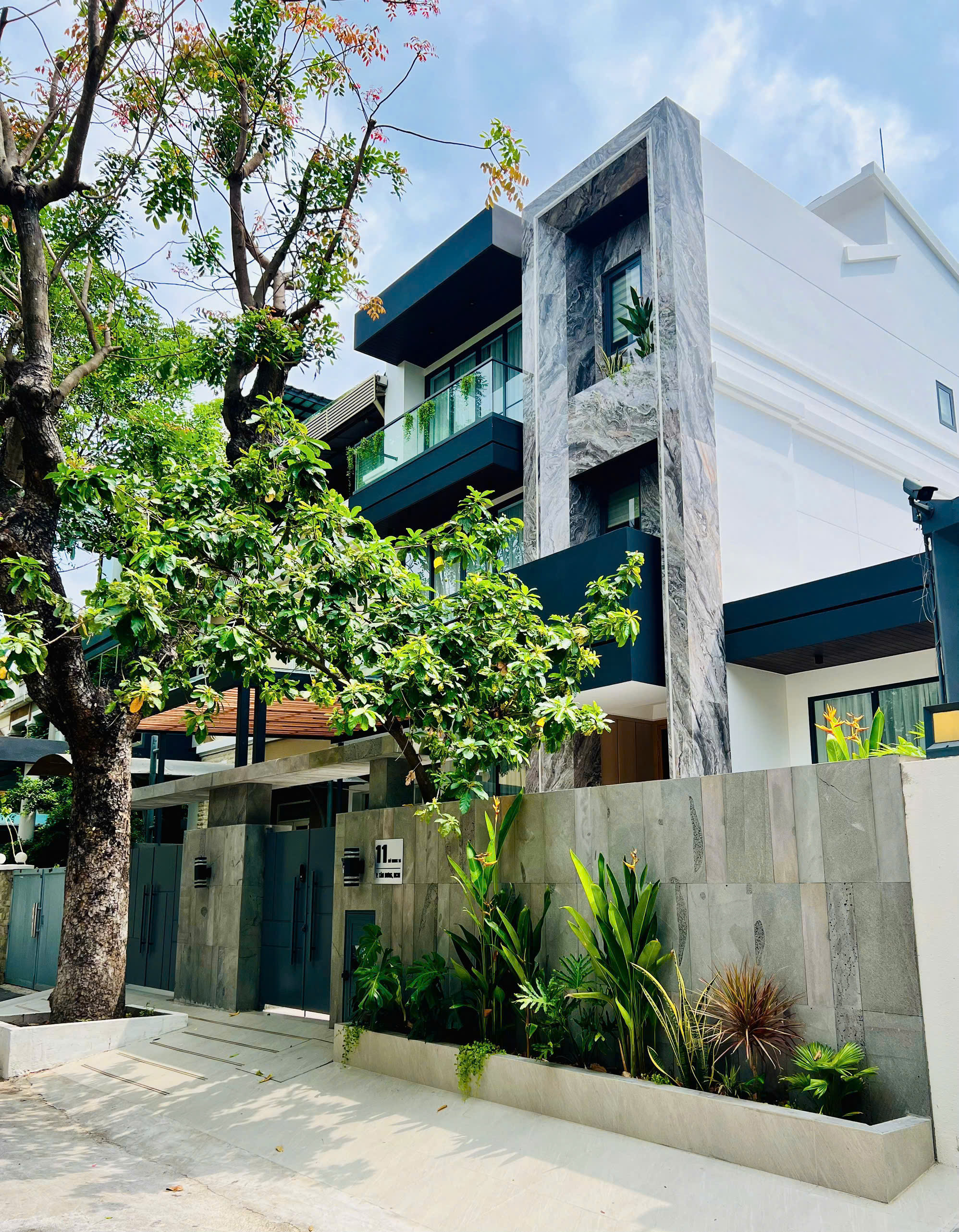 My Giang 1A Phu My Hung villa for sale, District 7 Built 3 floors with 4 bedrooms with elevator facing Southwest – 211.5m2 9