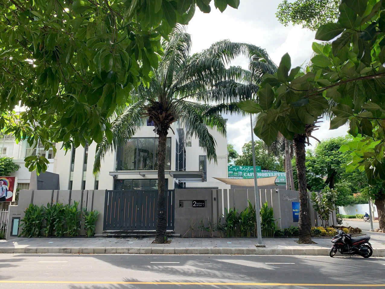 My Gia 1 Phu My Hung villa for rent with 3 floors with 5 bedrooms, elevator, private pool – 326.6m2 1
