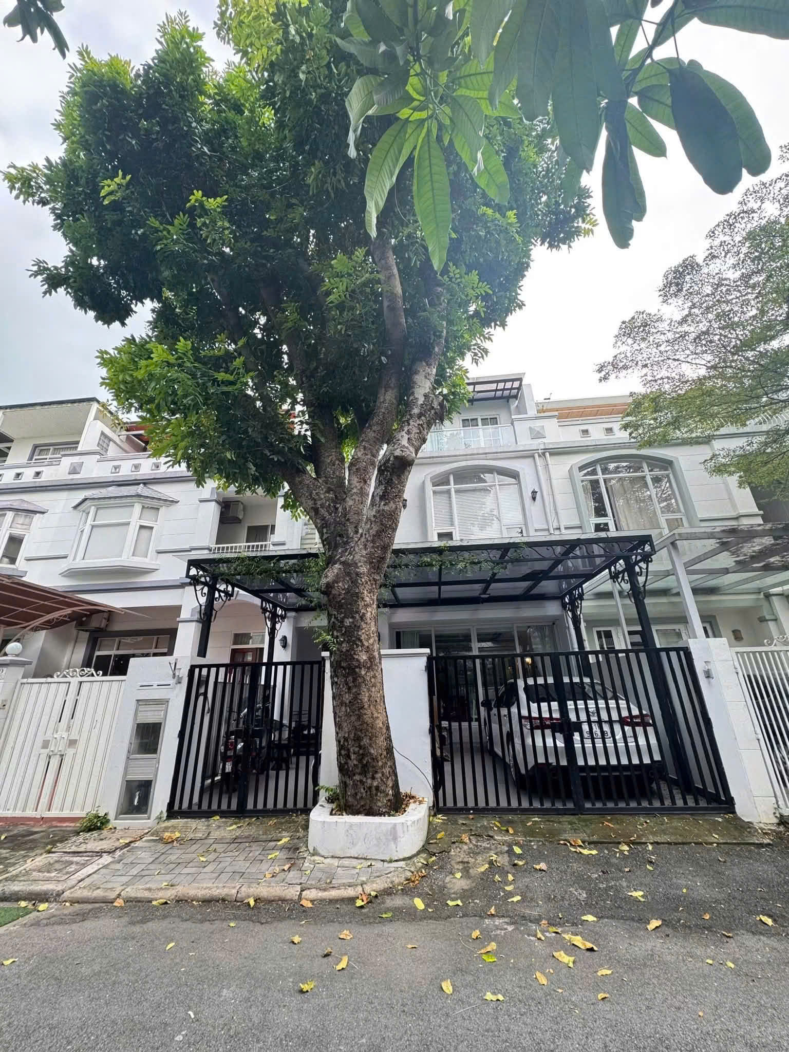 My Thai 1 Phu My Hung villa for rent built 3 floors with 4 bedrooms – 126m2 5
