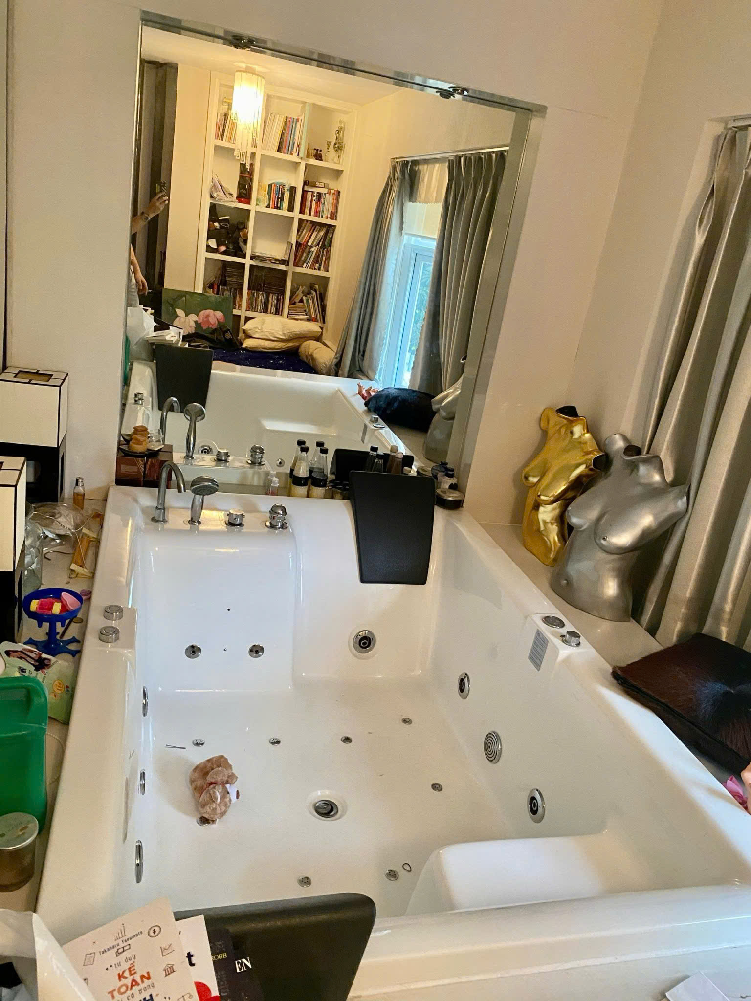 My Thai villa for sale 1 Phu My Hung, District 7 with 3 bedrooms, large garden in the southeast – 175m2 4
