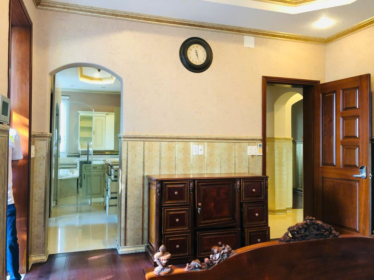 Villa for rent in Nam Thong 3 Phu My Hung, District 7 with basement + ground floor + 2 floors with 5 bedrooms – 252m2 3