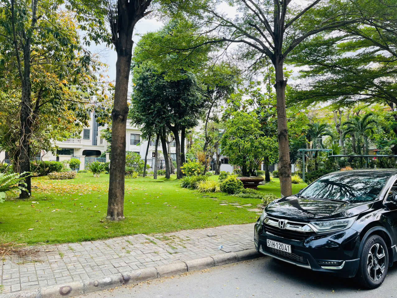 Villa for rent in Nam Thong 3 Phu My Hung, District 7 with basement + ground floor + 2 floors with 5 bedrooms – 252m2 10