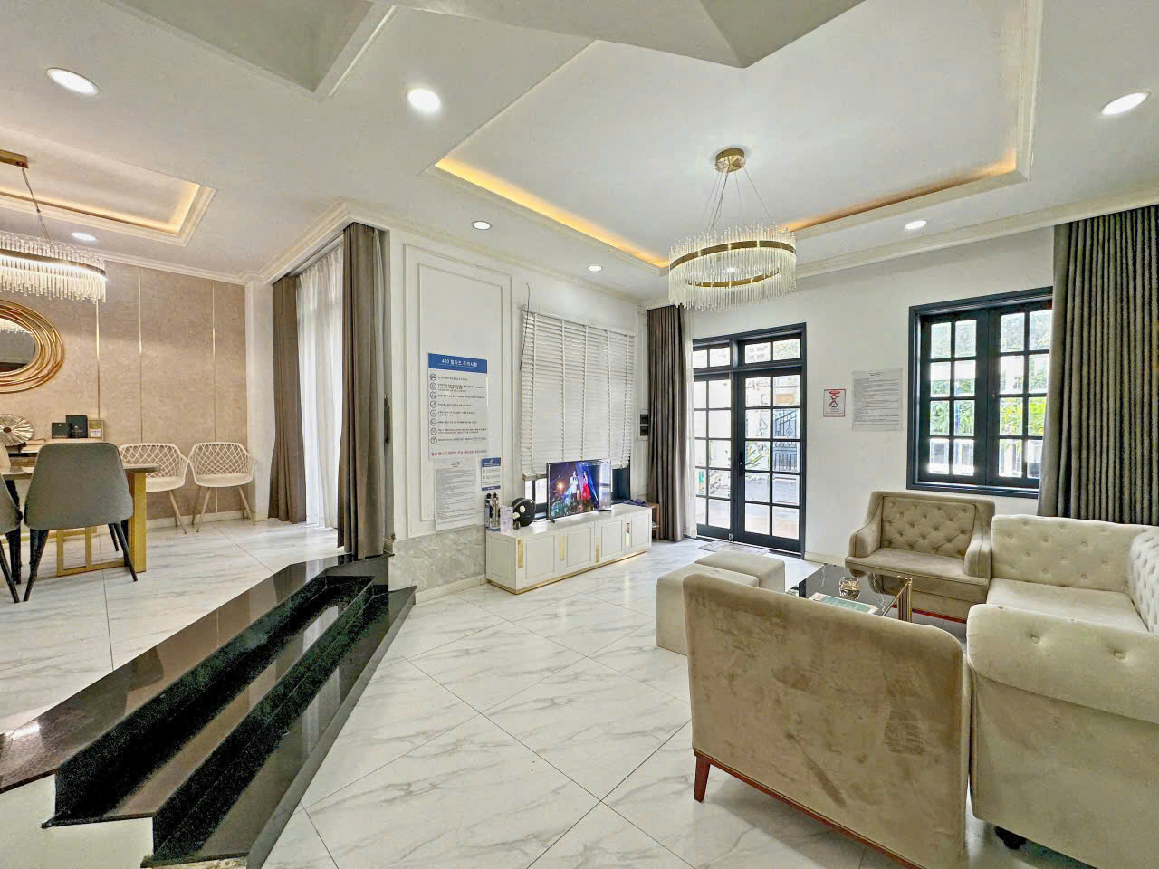 Nguyen Van Linh villa for rent, District 7 with 5 bedrooms with private pool high-class furniture 7