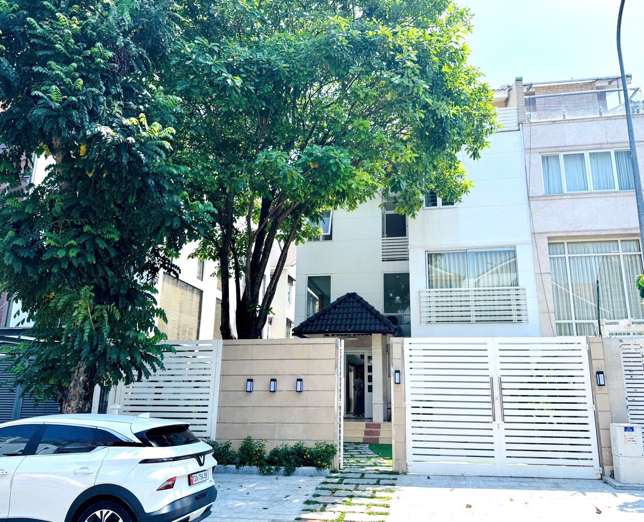 Phu My Van Phat Hung villa for sale, District 7 built 4 floors with 5 bedrooms facing West – 220.5m2 7