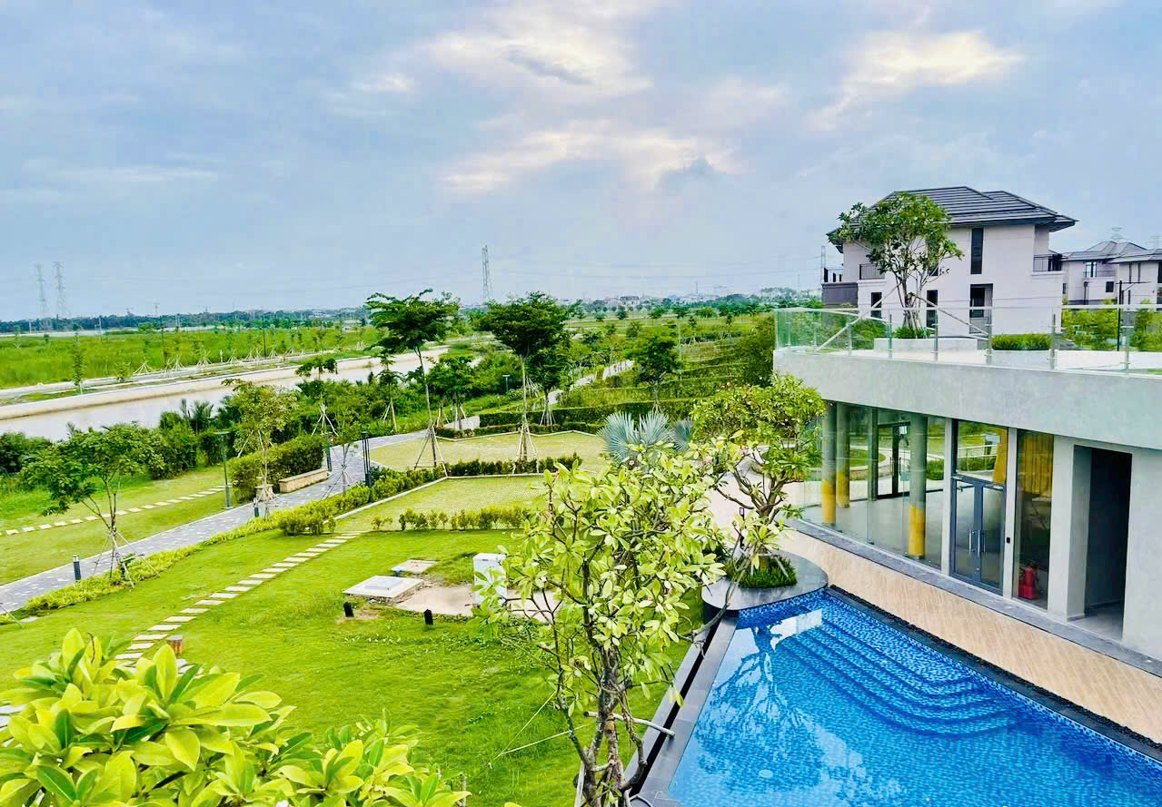 Bán biệt thự song lập GS Metro City Nhà Bè nhà thô xây 3 tầng hướng Tây Nam view thoáng – 200m2 2