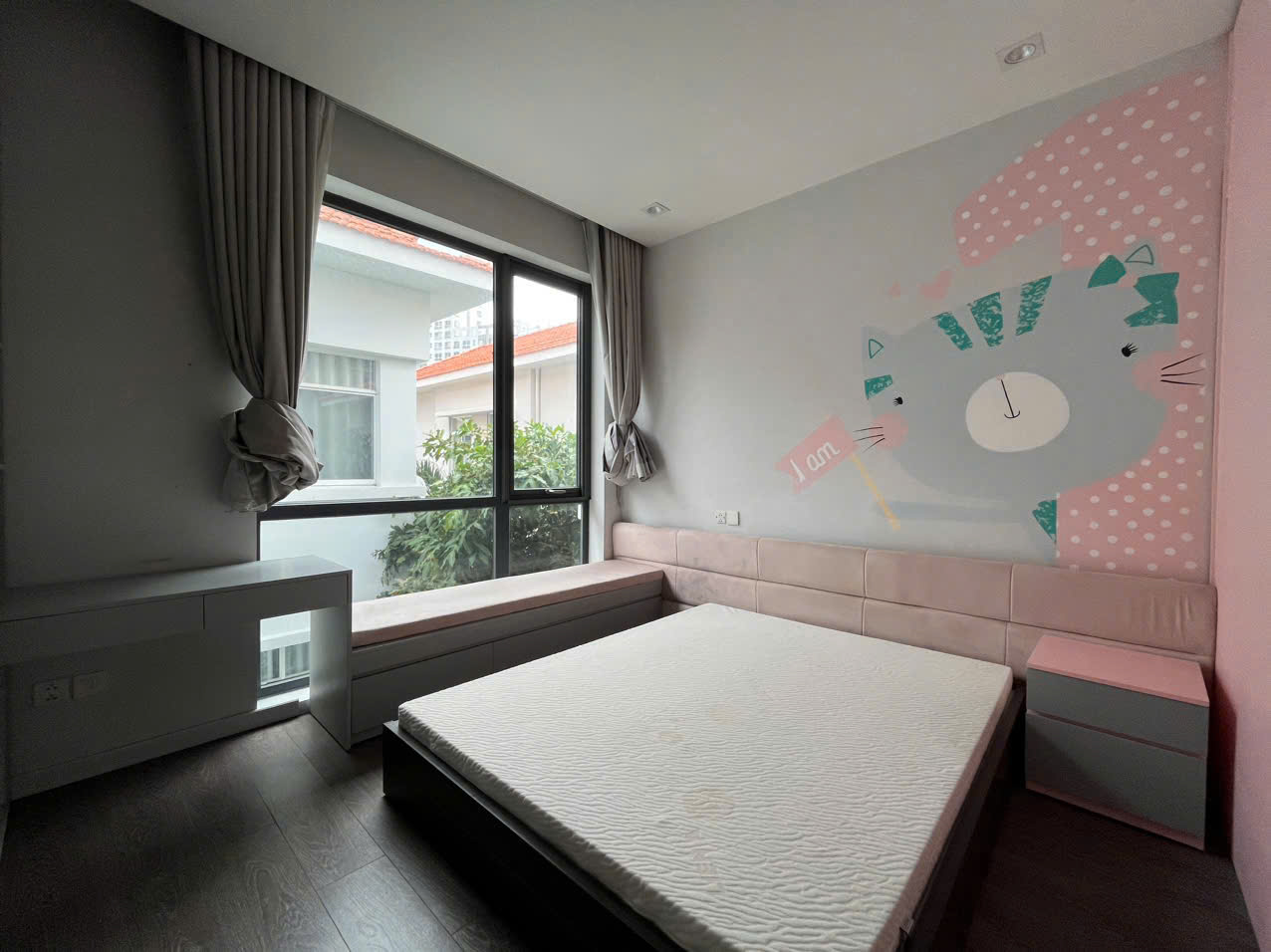Selling or renting My Kim 2 Phu My Hung duplex villa with 3 floors with 5 bedrooms facing North – 180.5m2 6