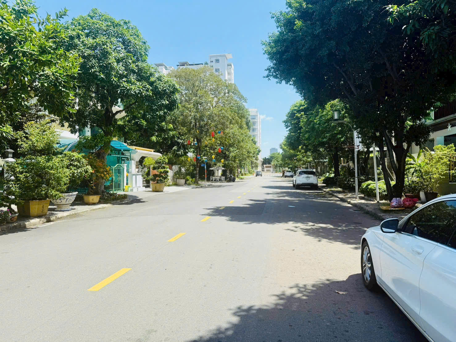 Bán biệt thự tứ lập Mỹ Phú 1C Phú Mỹ Hưng căn góc xây 3 tầng hướng Đông Bắc – Đông Nam – 304m2 2