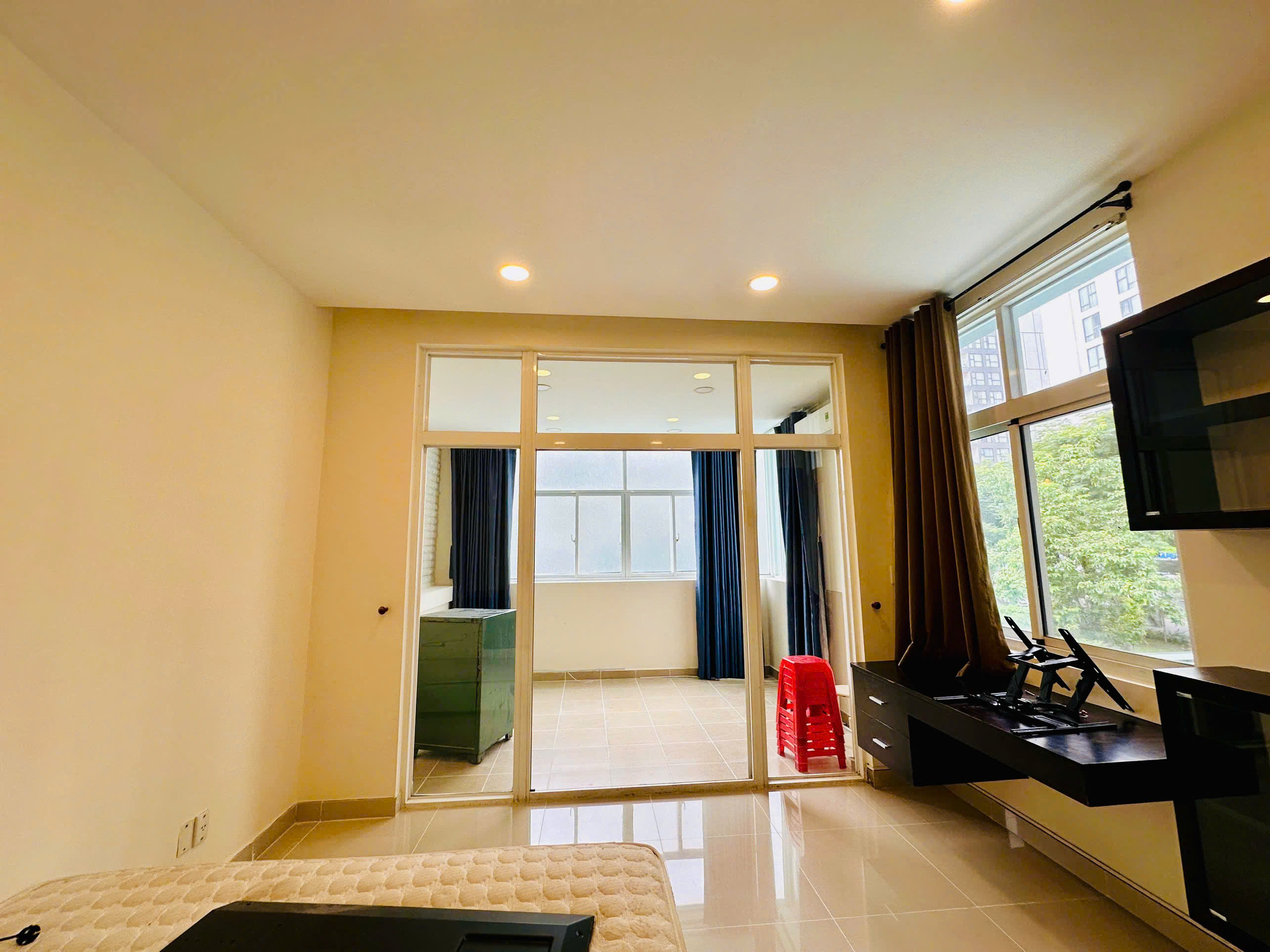 My Thai quadruple villa for sale 2B Phu My Hung park corner 3-storey design 5 bedrooms – 256m2 3