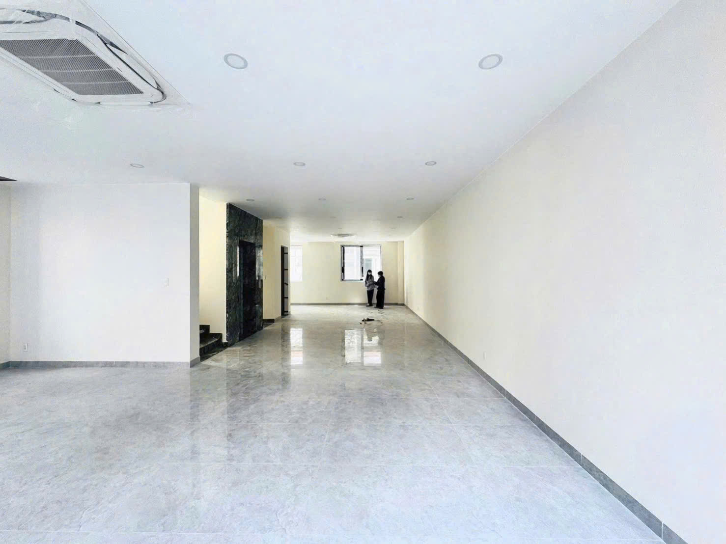 Cho thuê biệt thự văn phòng KDC Him Lam Phường Tân Hưng xây 5 tầng thiết kế văn phòng – 200m2 2