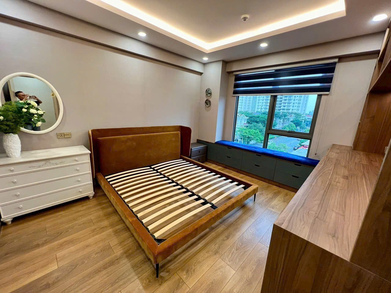 Ascentia Phu My Hung apartment for sale, District 7, corner apartment with 3 facades, 6 bedrooms, 2 designated cars 2