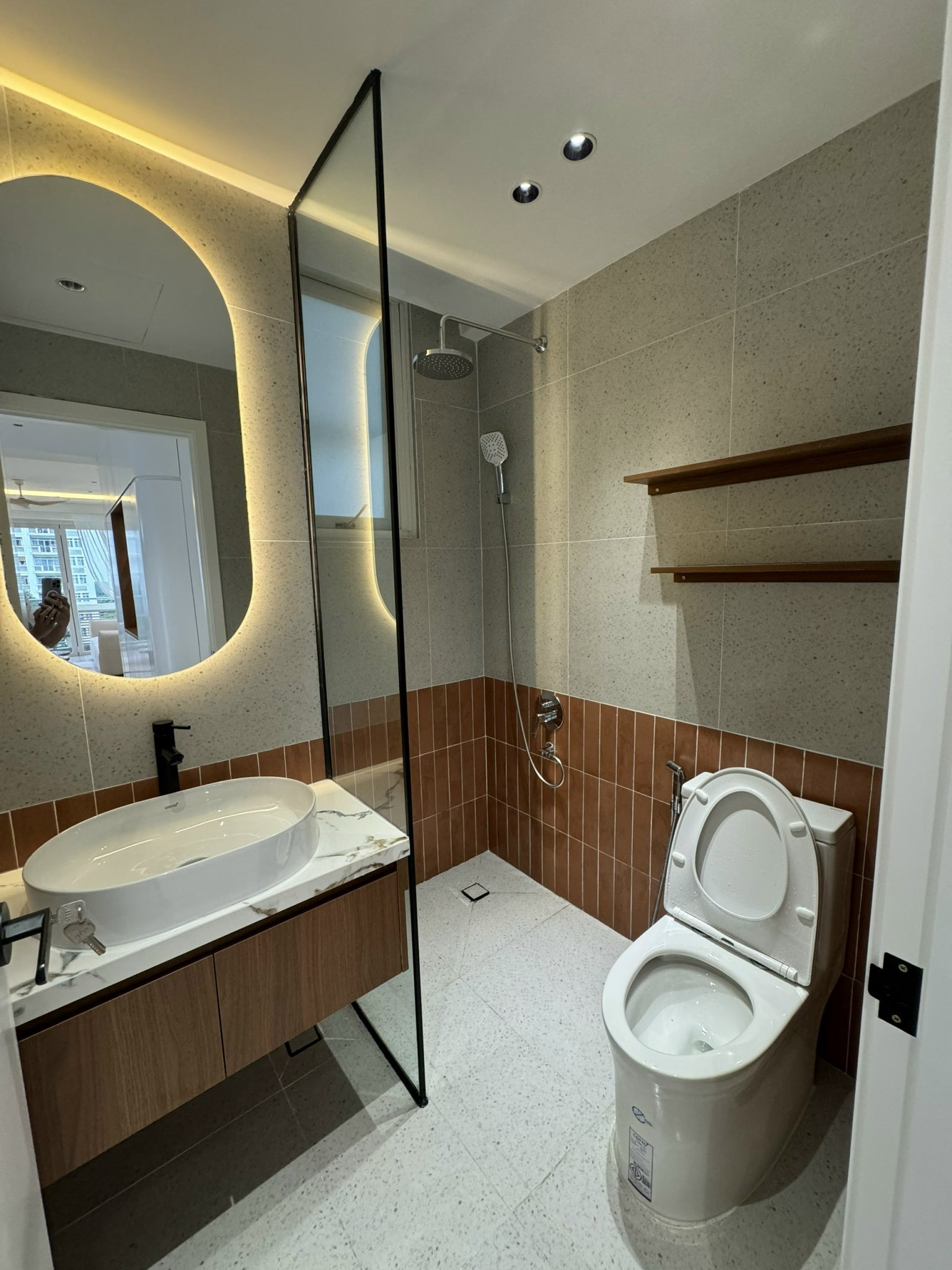 Apartment for sale at Canh Vien 1 Phu My Hung, District 7, beautiful house with 3 bedrooms, high-class furniture 2