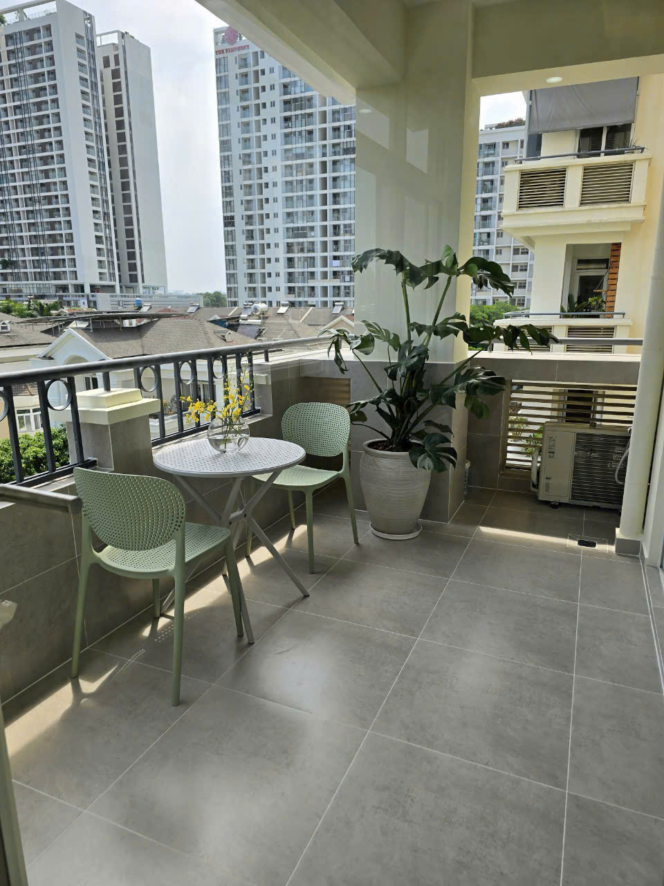 Canh Vien 2 Phu My Hung apartment for rent with 3 bedrooms with parking lot on the 5th floor – 118m2 1