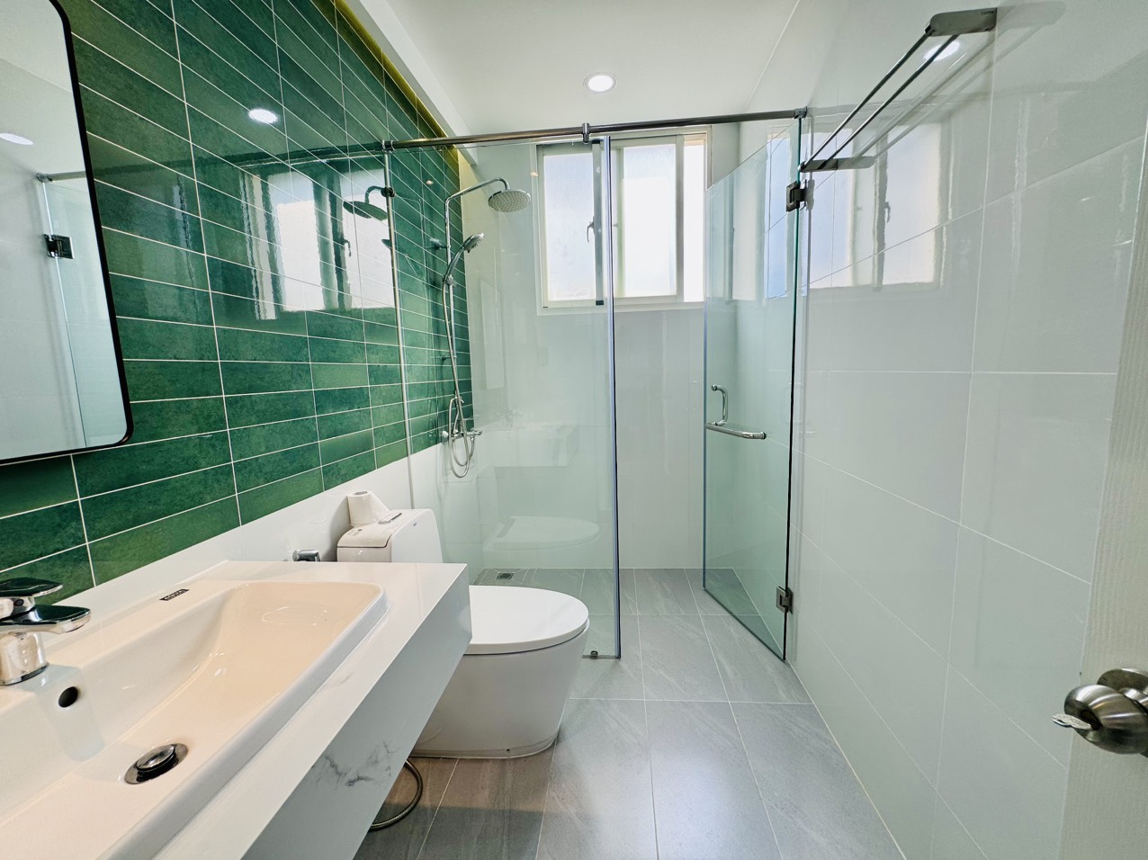 Canh Vien 2 Phu My Hung apartment for rent, District 7 beautiful new house with 3 bedrooms 5