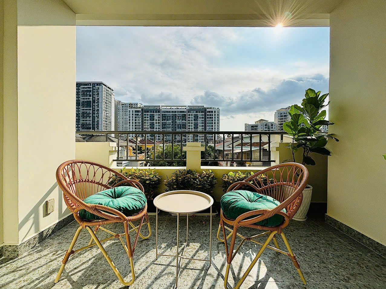 Apartment for sale or rent at Canh Vien 3 Phu My Hung, District 7, new house with 3 bedrooms, car parking box – 117m2 5