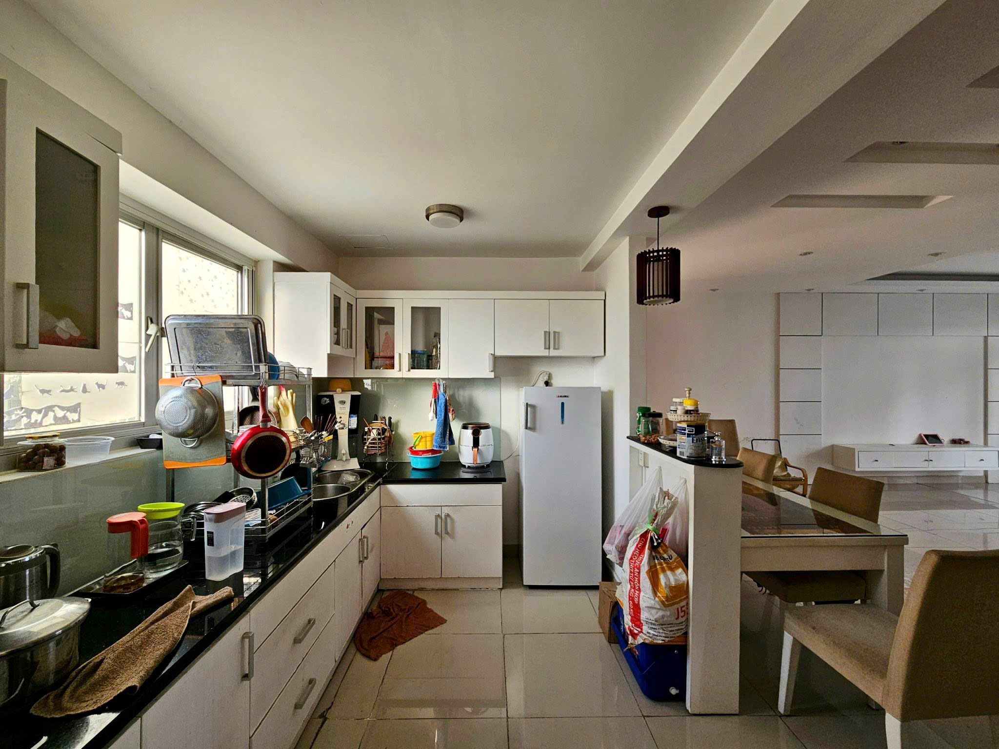 Luxury apartment for sale Garden Court 1 Phu My Hung, District 7 corner apartment with river view, park with parking space 3
