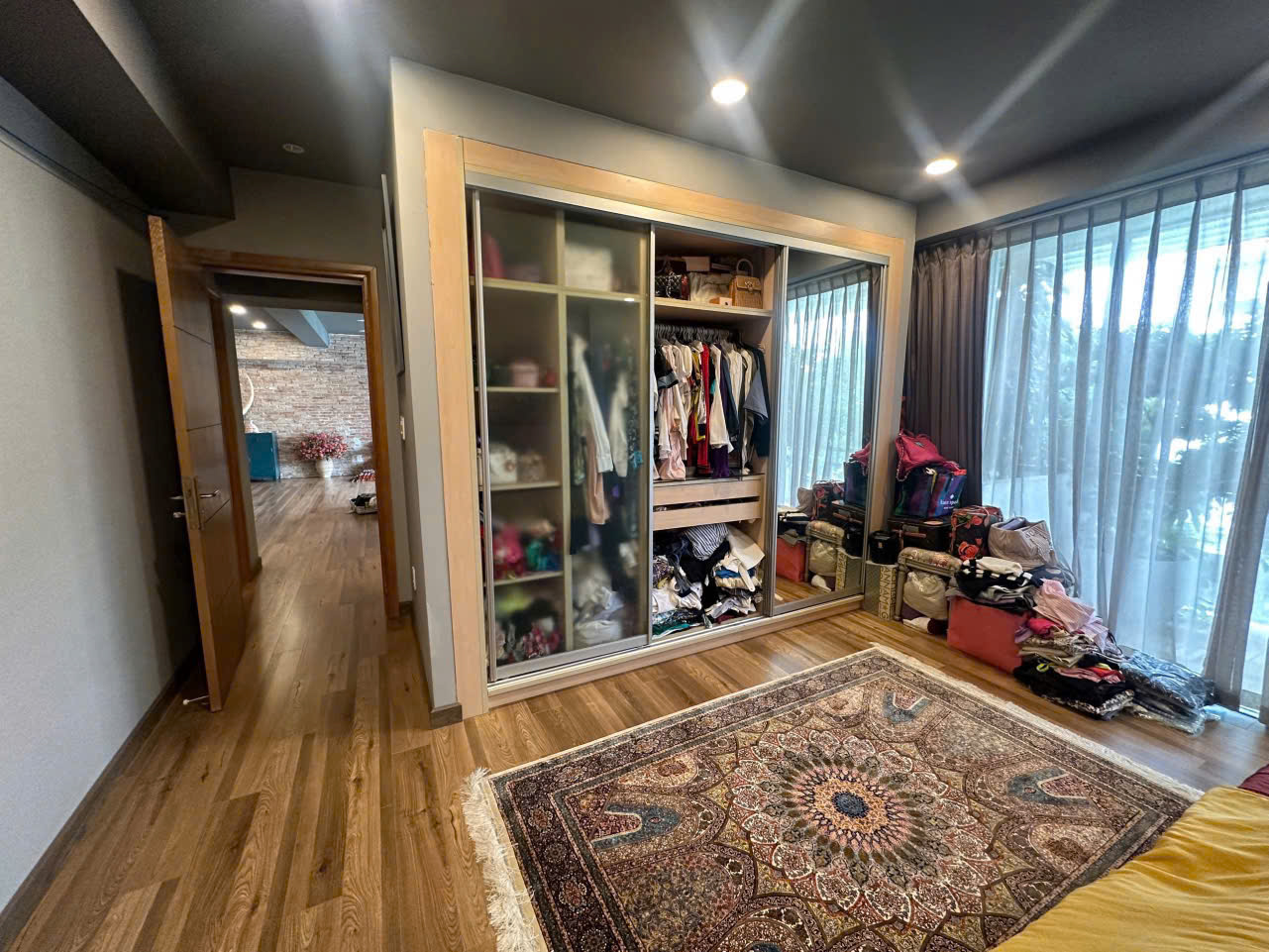 Garden Plaza 2 Phu My Hung apartment for sale, District 7 has 3 bedrooms, beautiful furniture, free car 3