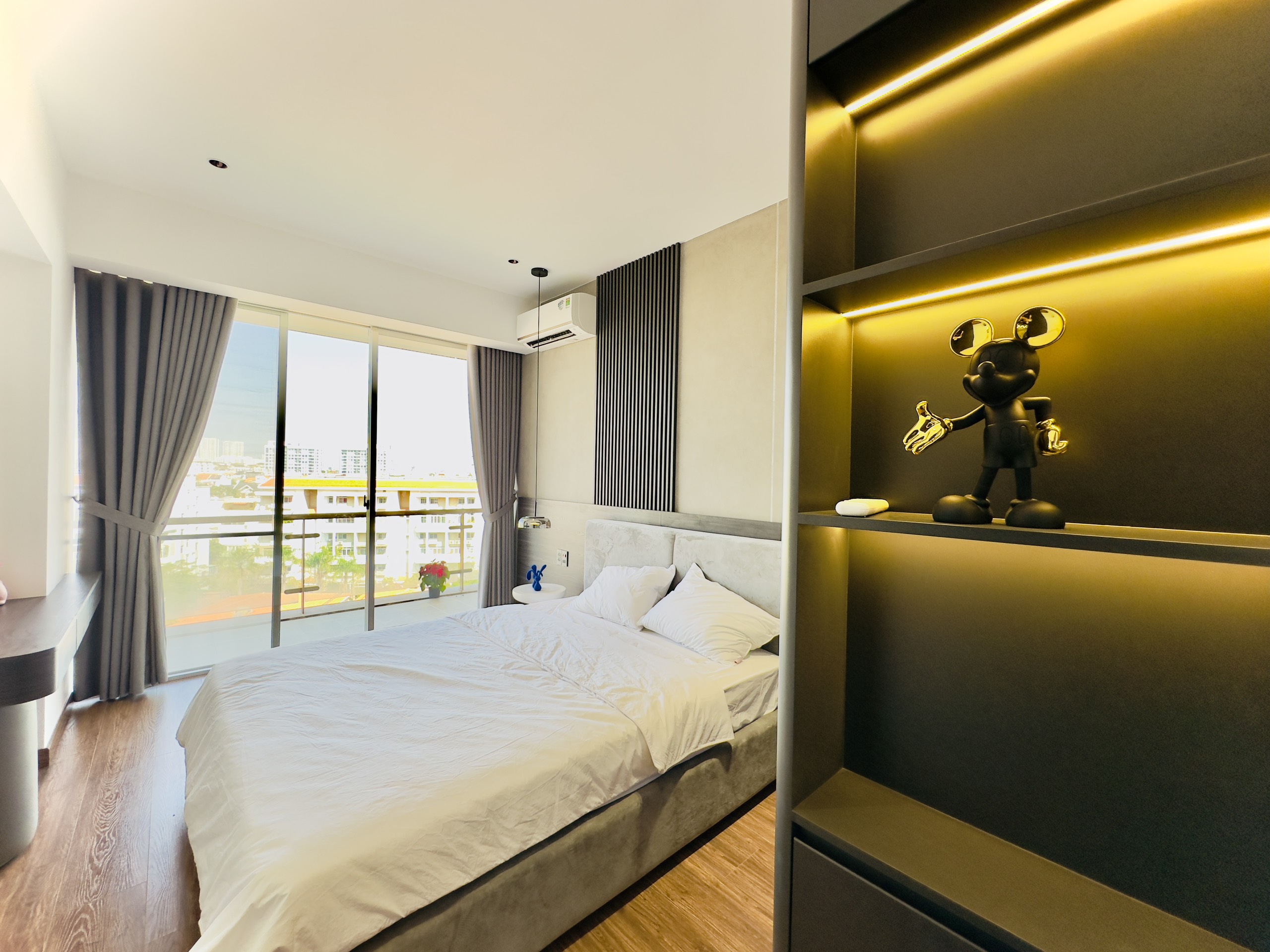 Luxury apartment for rent Garden Plaza Phu My Hung, District 7 with 3 large bedrooms with view to District 1 3