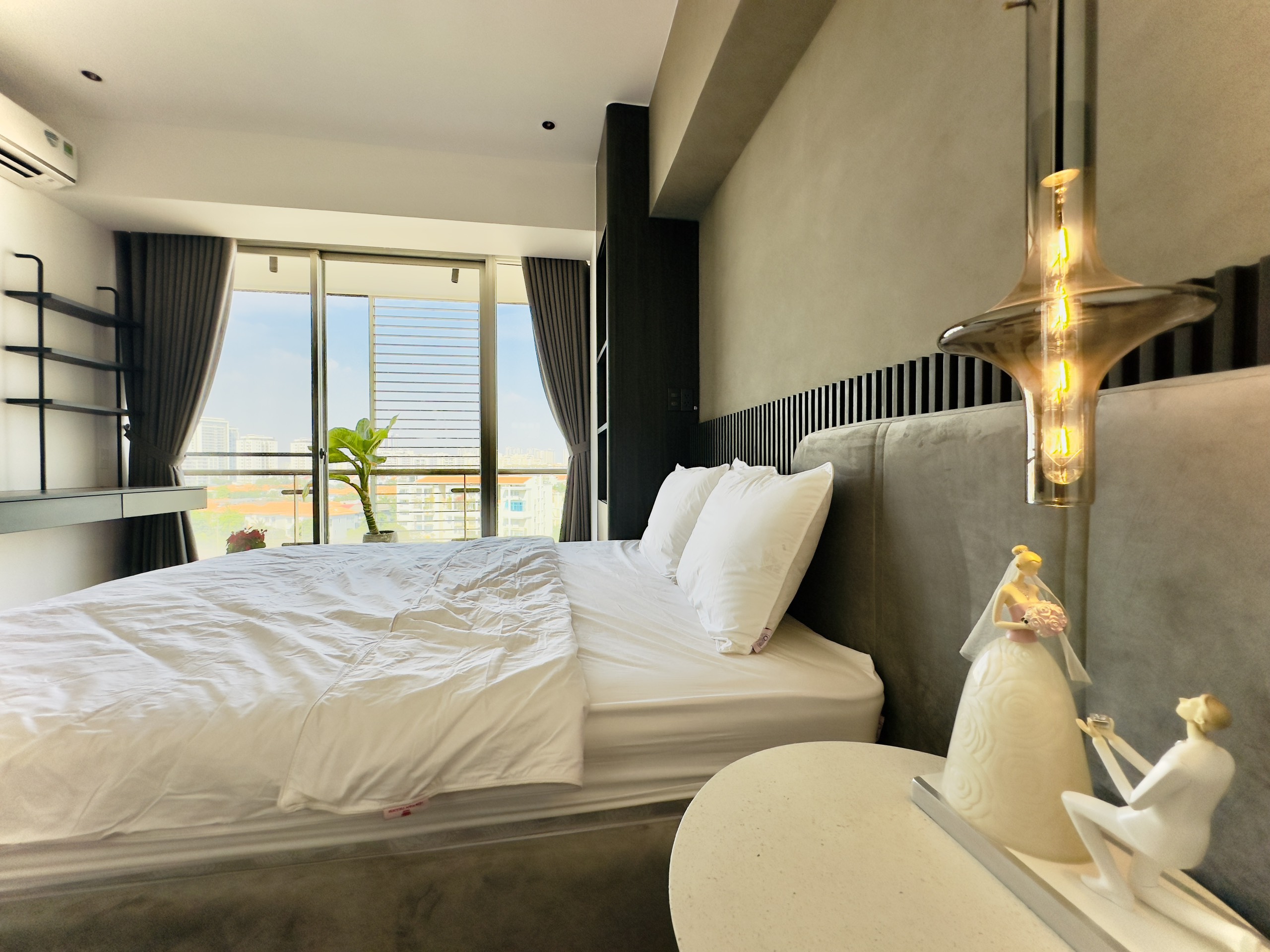 Luxury apartment for rent Garden Plaza Phu My Hung, District 7 with 3 large bedrooms with view to District 1 4