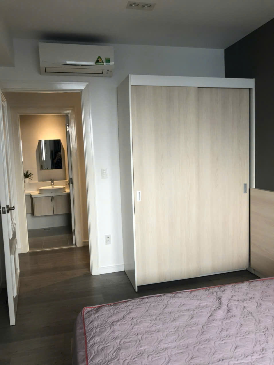  Green Valley apartment for sale in Phu My Hung, District 7, corner apartment with 3 bedrooms with pool view 9