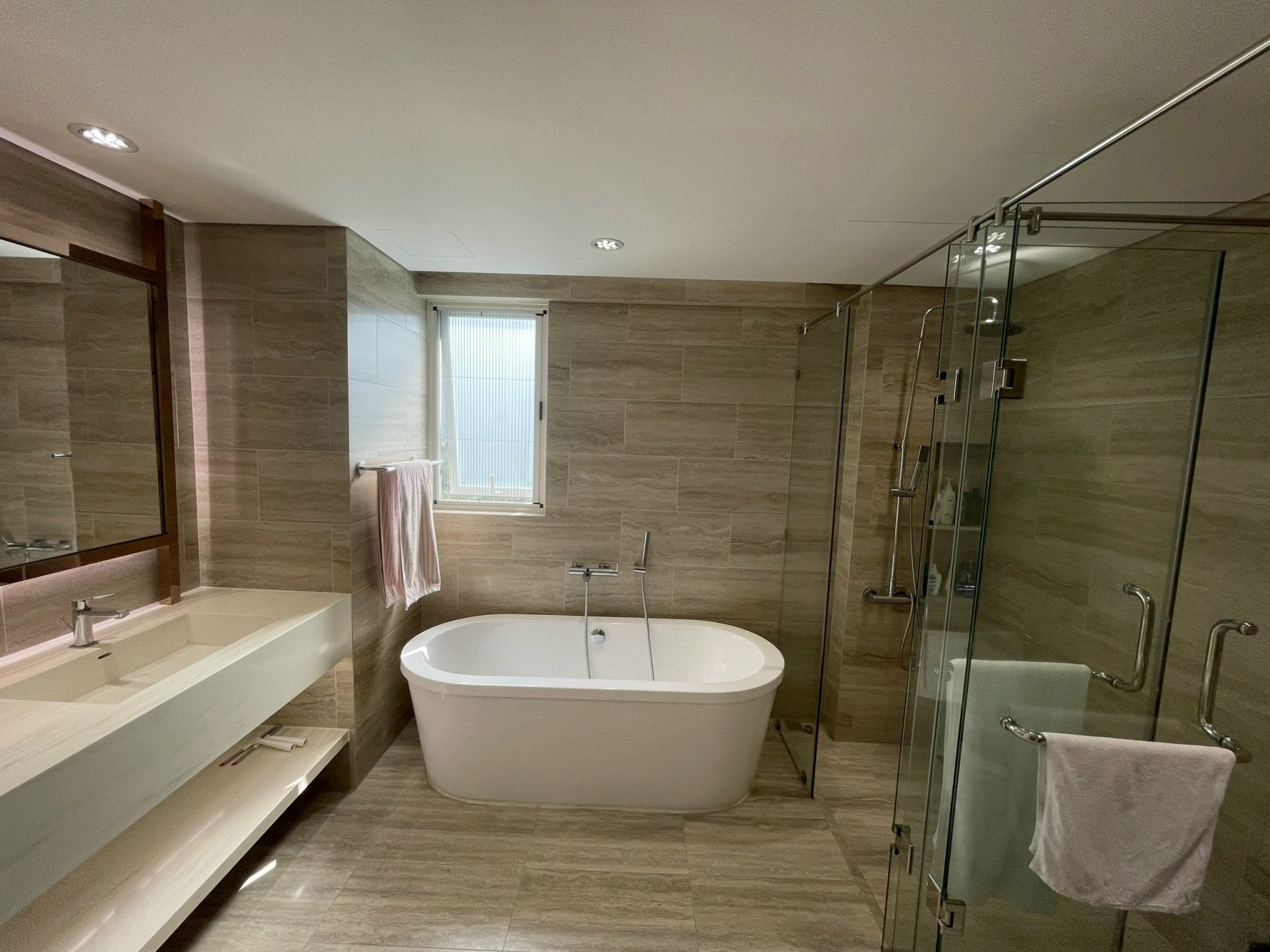 Happy Valley Premier Phu My Hung luxury apartment for sale, District 7 with 3 bedrooms, 2 cars, duplex apartment 5