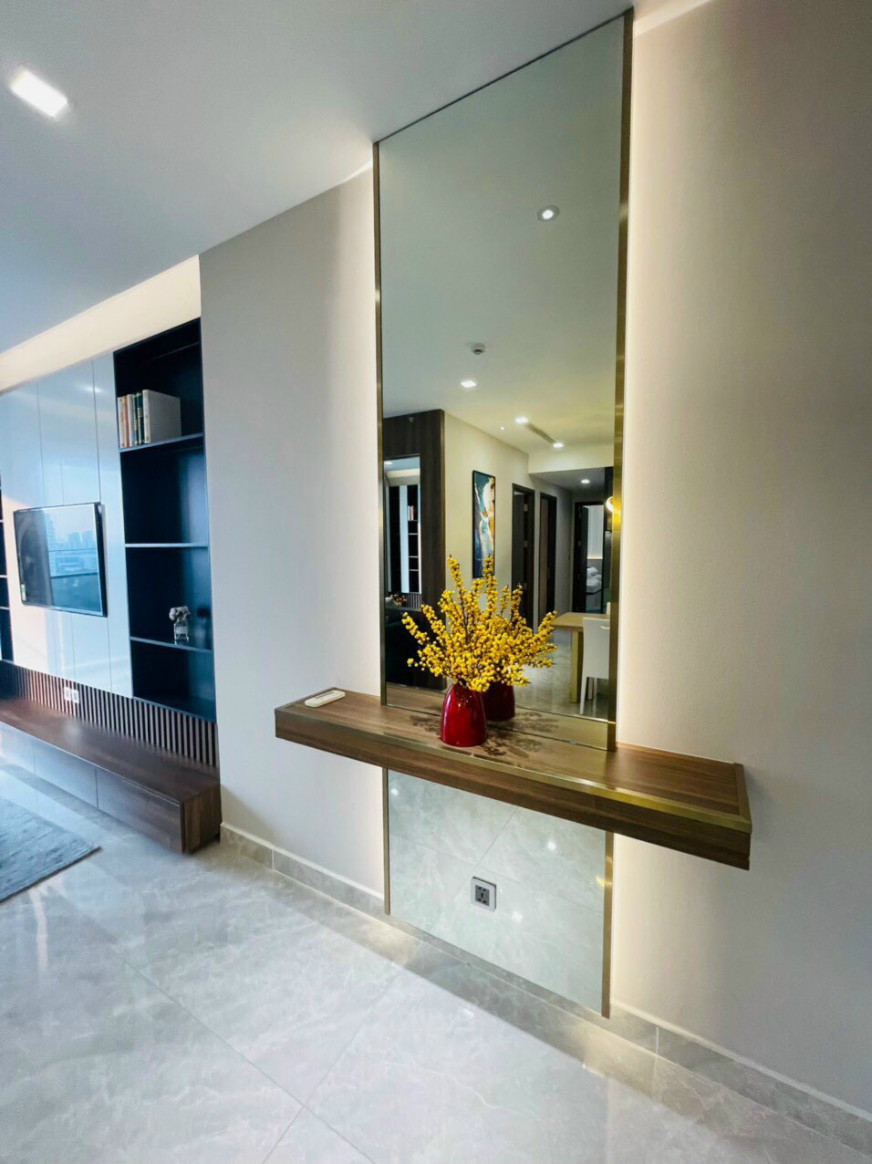 M8 Midtown Phu My Hung luxury apartment for rent, District 7 has 3 bedrooms 6
