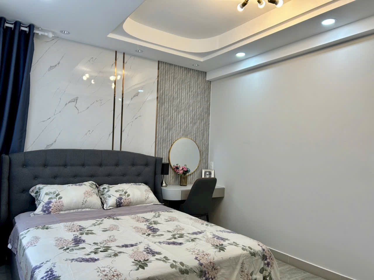 Luxury apartment for sale in My Khang, Phu My Hung, District 7 with 3 bedrooms with pool view 5