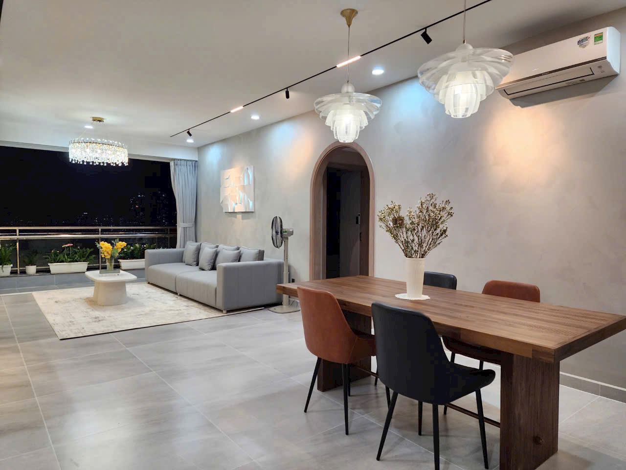 Riverpark Phu My Hung luxury apartment for sale, District 7 with 3 bedrooms, high floor view of the whole city