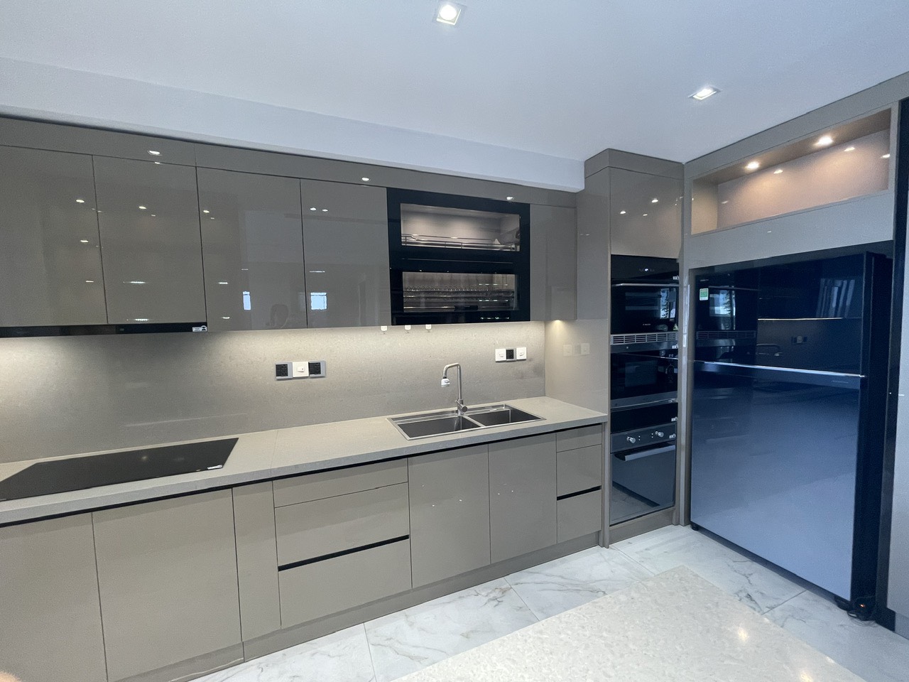 RiverPark Phu My Hung luxury apartment for rent in District 7 with 3 bedrooms on high floor with river view 4